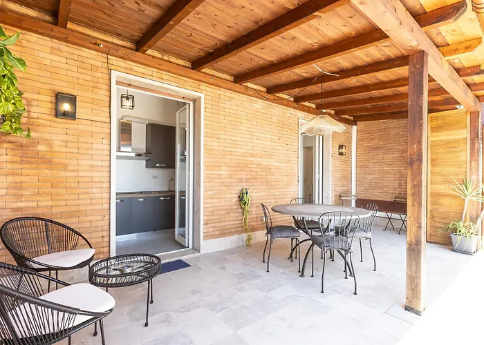 Constance Terrace By In Apartamento